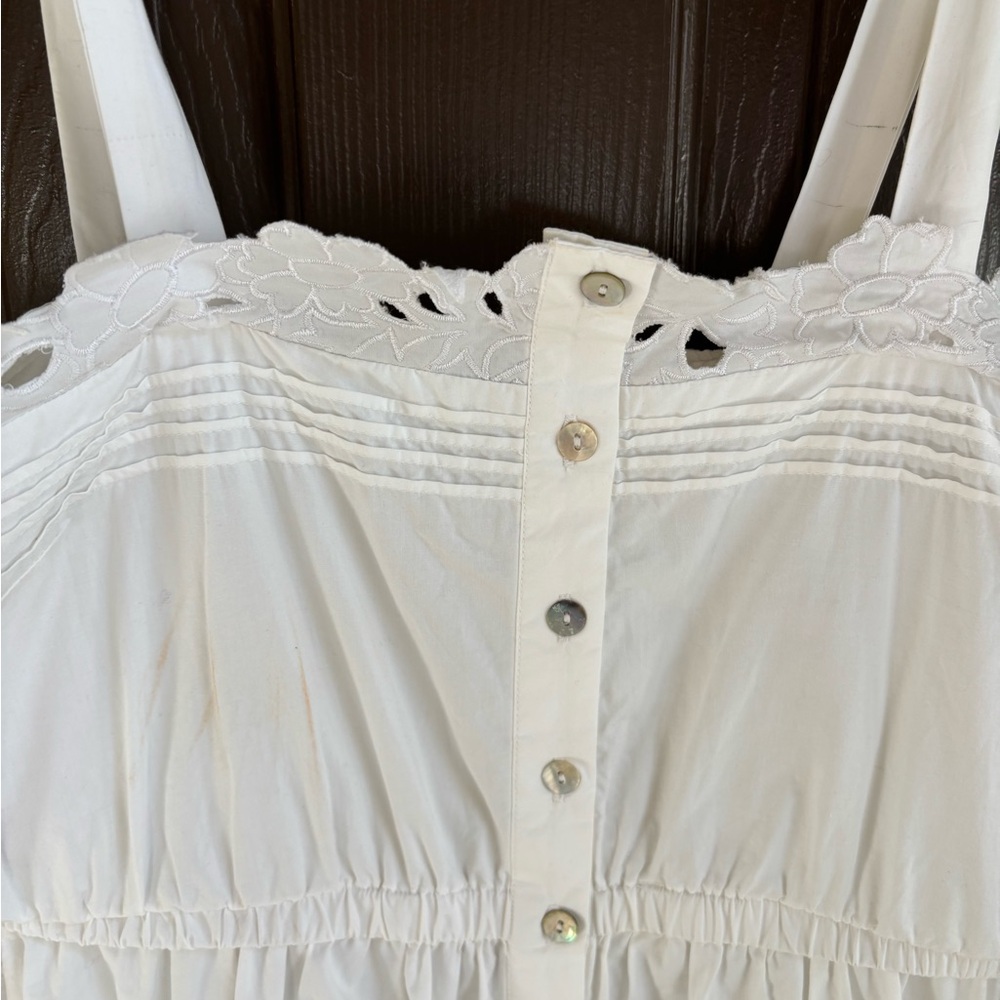 Hunter Bell- Elegant White Lace Trim Dress - Picture 6 of 8